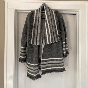 Gray and white sweater coat